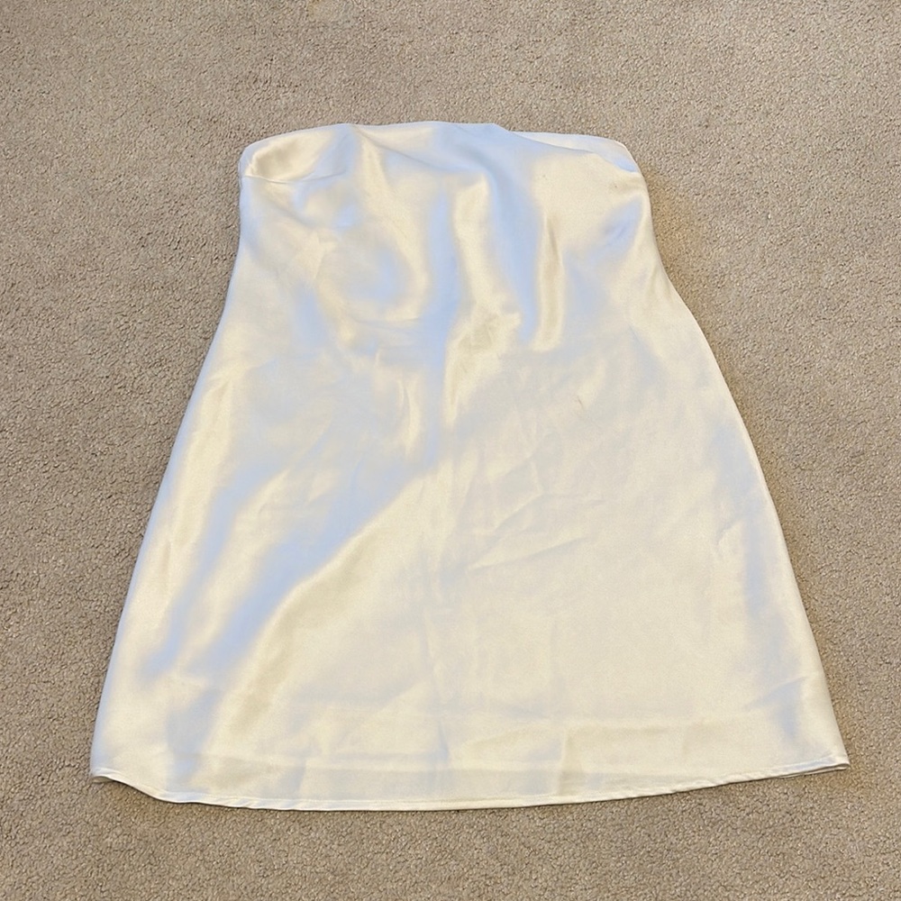 Elegant Cream Strapless Dress